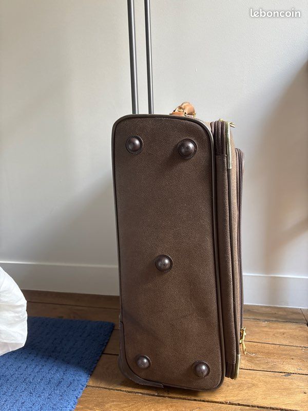 Valise Jump (image 4)