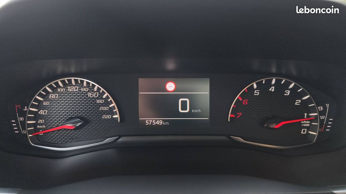 Peugeot 208 1.2 PureTech 100 Active (image 12)