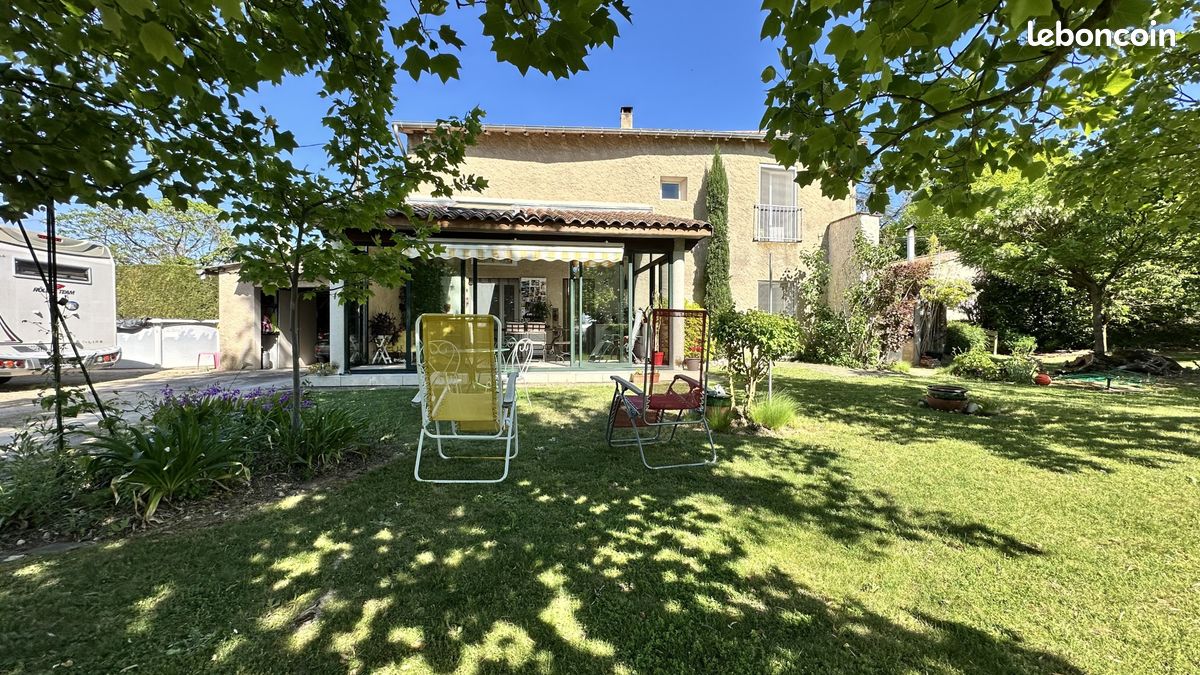 Maison 5 pièces 131 m² · à Chabeuil · 131 m² · 345 000 €