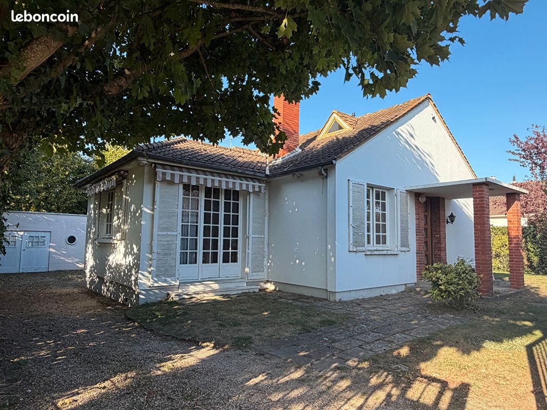 Maison 5 pièces 94 m² · à Saint-Aubin-lès-Elbeuf · 94 m² · 141 750 €