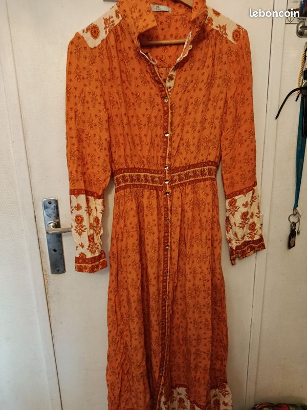 Robe (image 3)