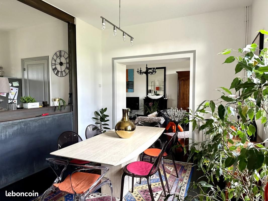 Maison 236 m² Bonnes - Bonnes 16390 (image principale 5)
