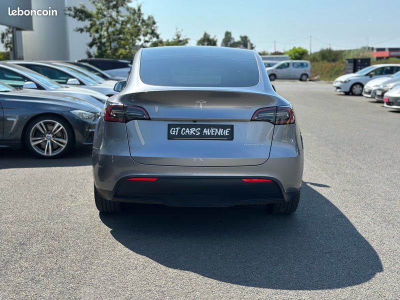 TESLA MODEL Y long range dual motor 440ch AWD 622km autonomie /2023/autopilot amélioré/ 1 ère main /véhicule français (image 4)