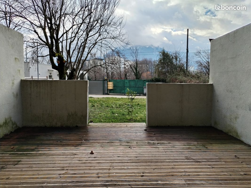 Appartement 1 pièce 30 m² · à Grenoble · 30 m² · 470 €/mois