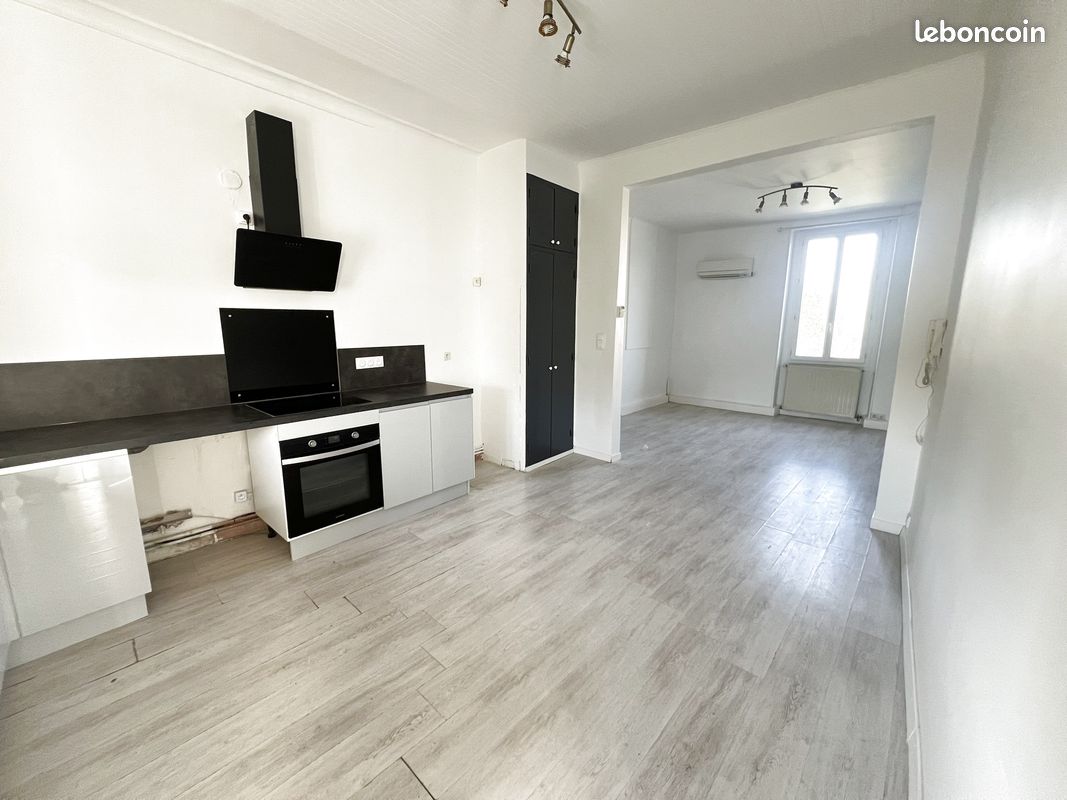Appartement 3 pièces 79 m² · à Alès · 79 m² · 700 €/mois