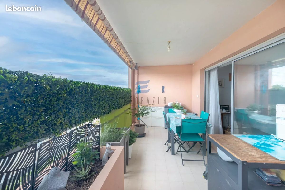 Appartement 74 m² · à Vence · 74 m² · 330 000 €