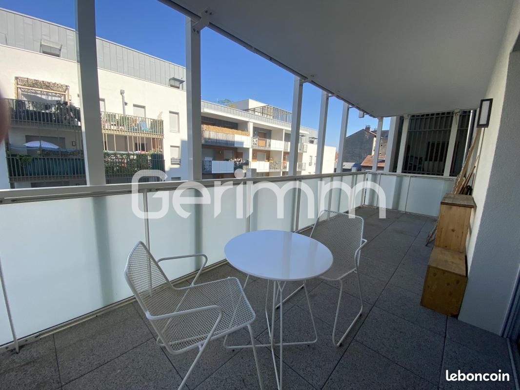 Appartement 2 pièces 45 m² · à Grenoble · 45 m² · 890 €