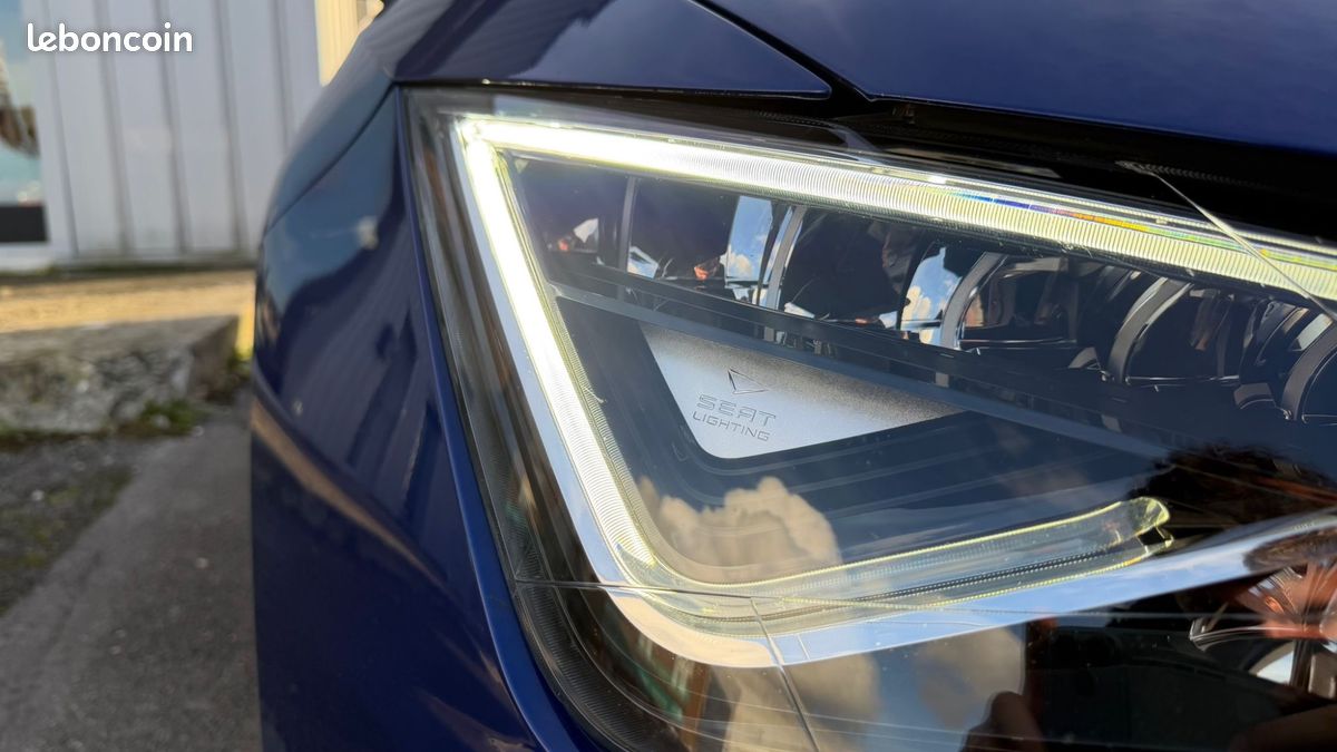 SEAT Leon 1.5 TSI 150 ACT FR DSG * REGULATEUR ADAPTATIF - APPLE CARPLAY - TOIT OUVRANT - CAMERA DE RECUL (image 27)