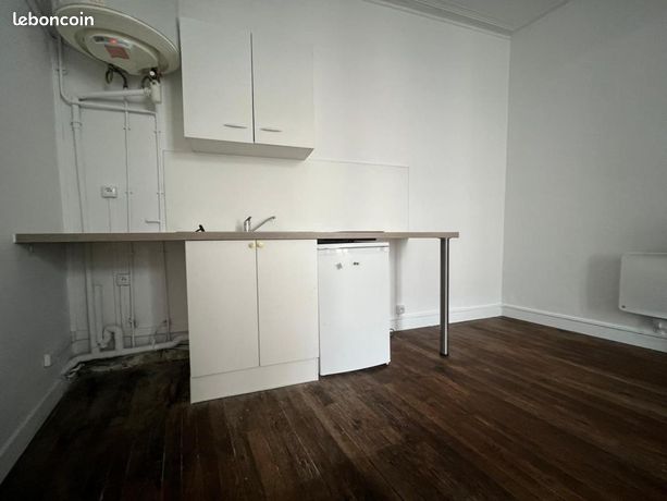 Studio 1 pièce 23 m² — 3