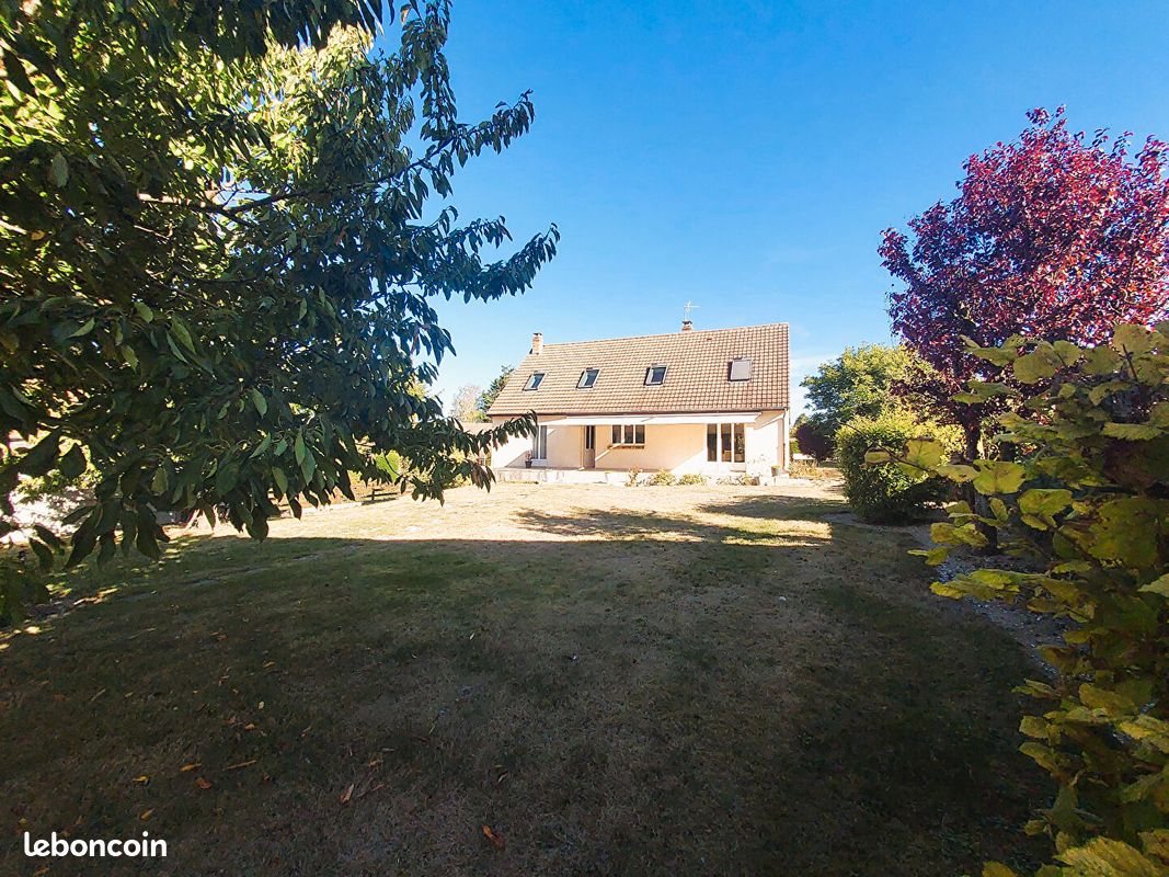 Maison 6 pièces 169 m² · à Saint-Quentin · 169 m² · 256 300 €