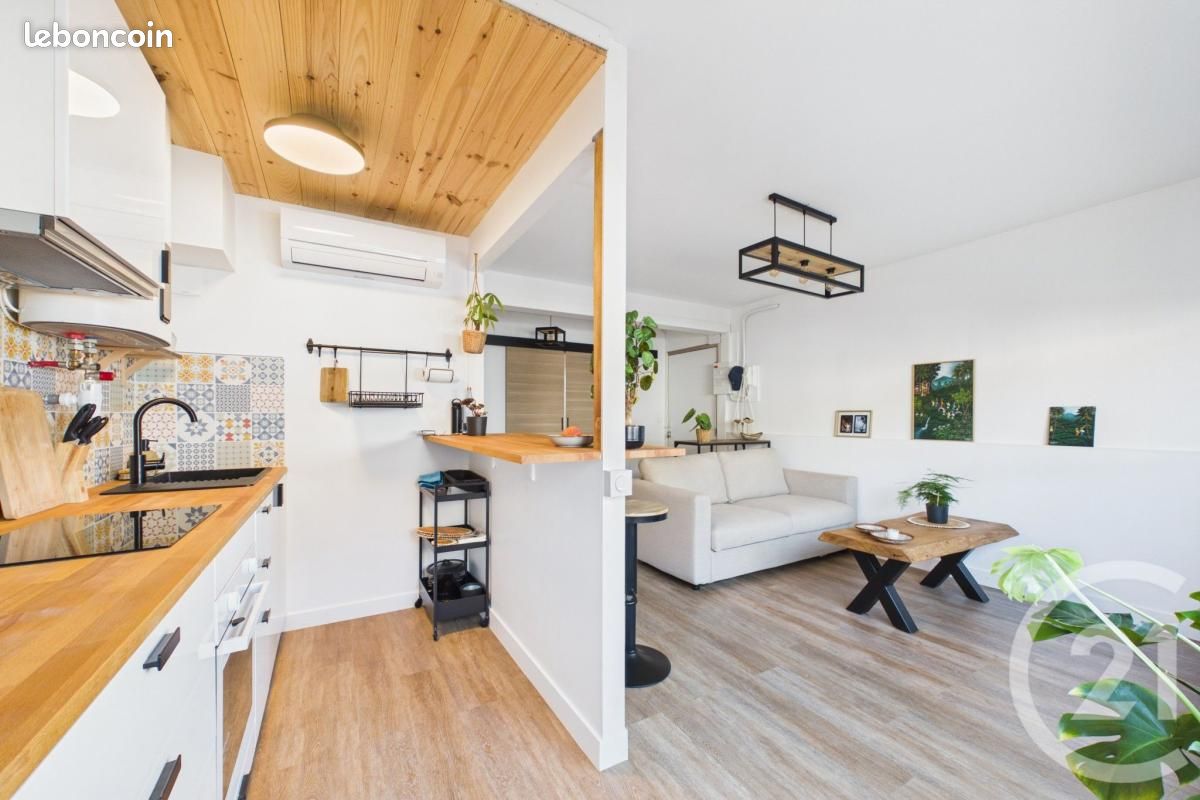 Appartement 2 pièces 37 m² · à Bordeaux · 37 m² · 880 €