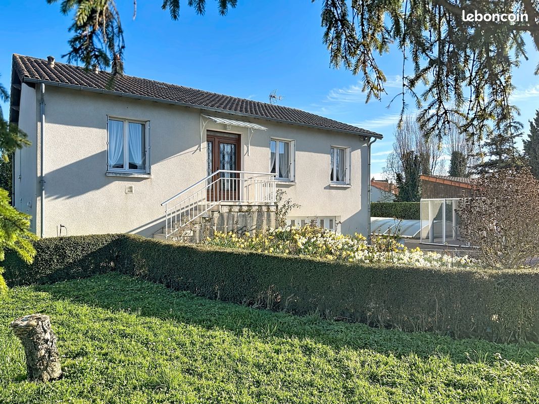 Maison 6 pièces 162 m² · à Thouars · 162 m² · 199 000 €