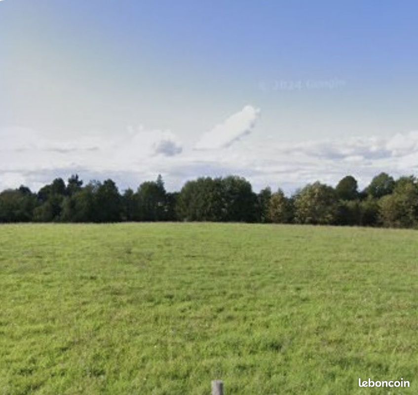 Terrain à bâtir de 1500 m² à SADROC (19) · 22 000 €