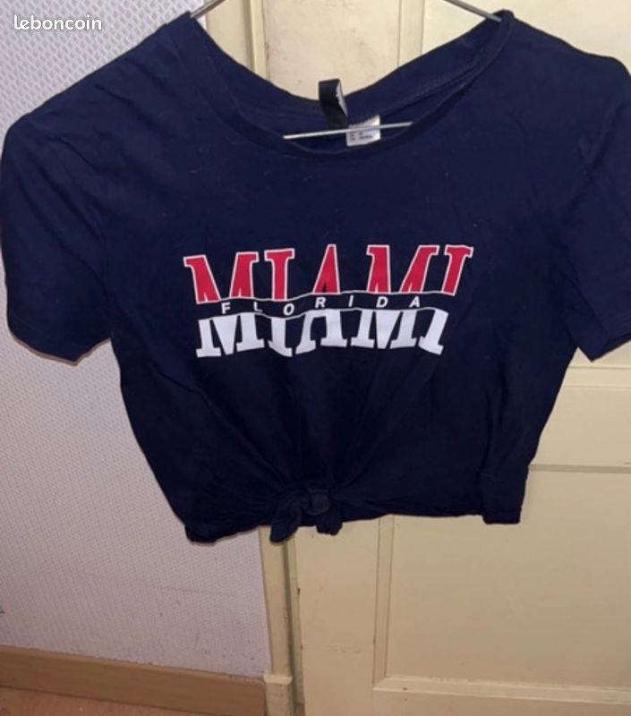 Teeshirt avec noeud (image 1)