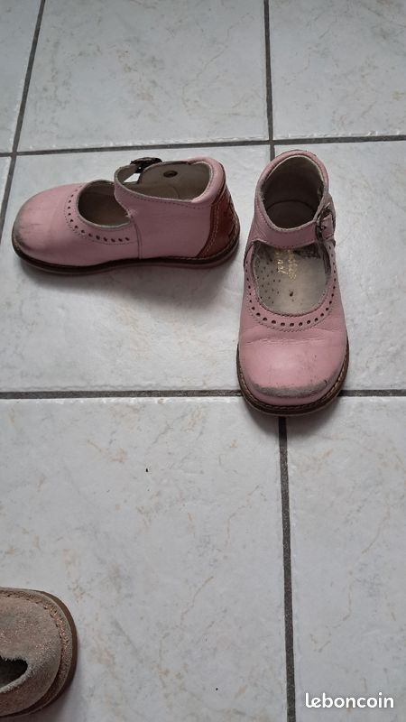 Chaussures Babybotte Fille Pointure 23 (image 2)