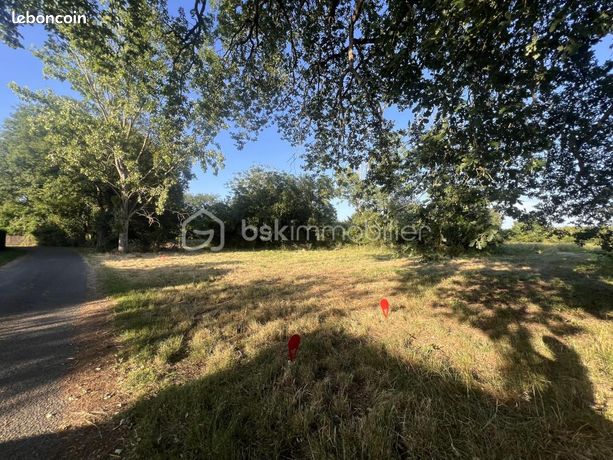 Terrain 932 m² Terce