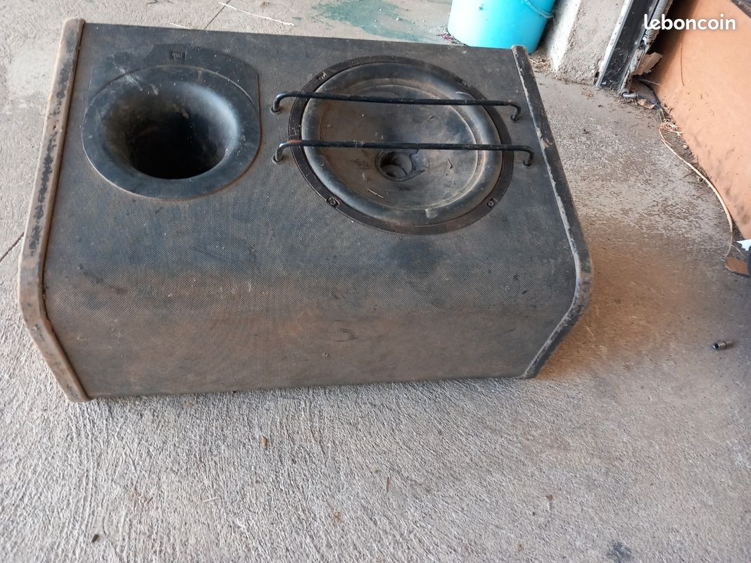 Caisson de basse JBL (image 2)
