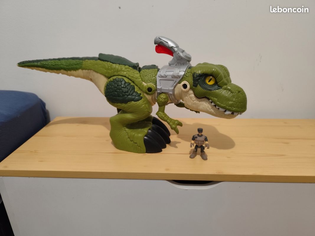 Fisher-Price Imaginext – T-Rex Géant à Mâchoires Claquantes – Avec Manette – Dès 3 Ans – Jurassic World