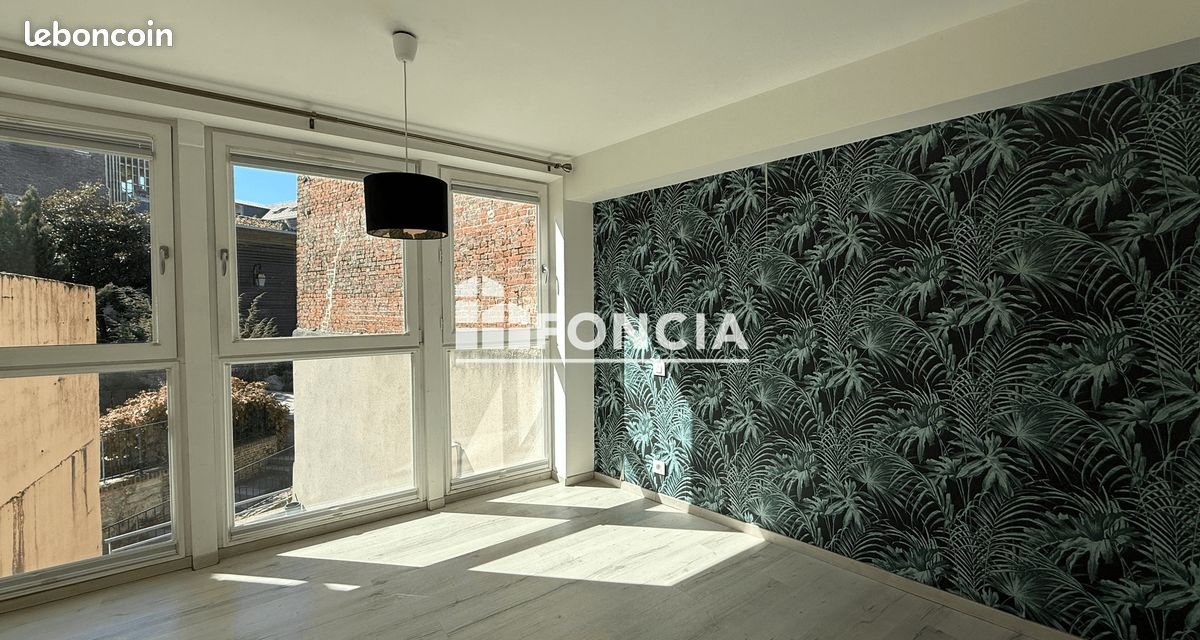 Apartment (image 8)