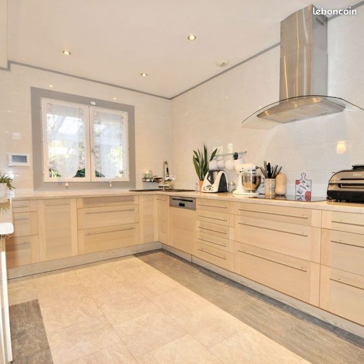 Maison 5 pièces 96 m² · à Pusignan · 96 m² · 369 000 €