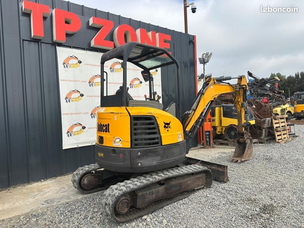 Bobcat E26 à 18 500  HT (image 24)