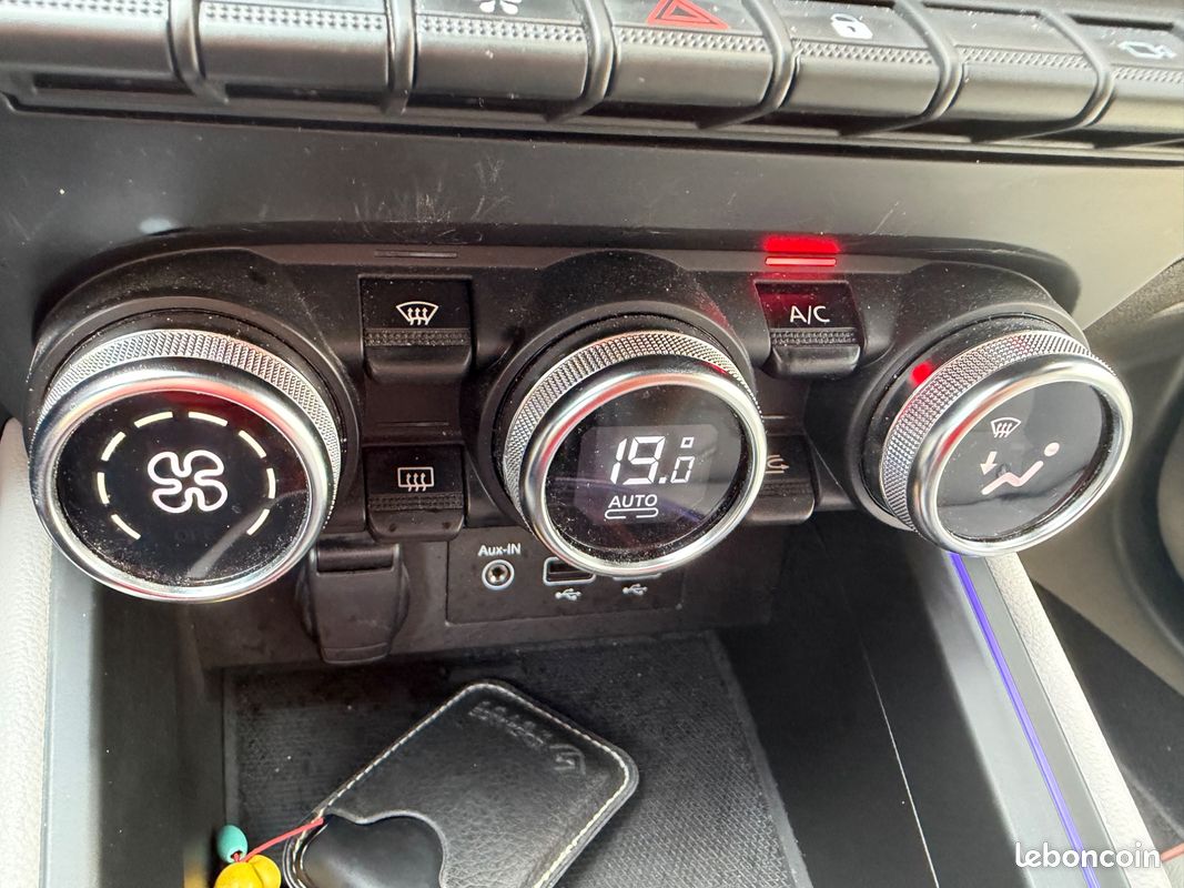 RENAULT CLIO 1.6 E-TECH 140CH INITIAL PARIS ORIGINE FRANCe (image 21)
