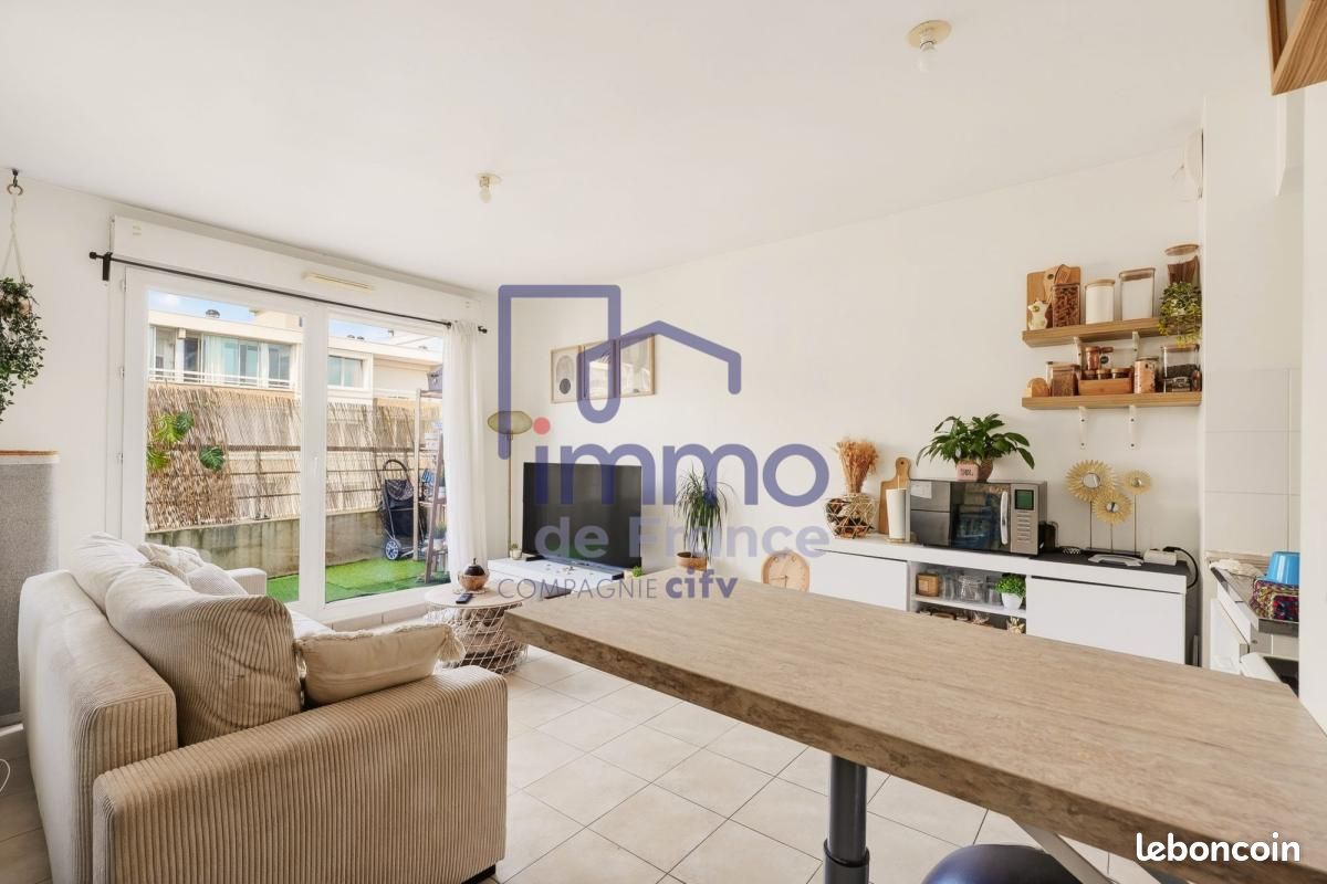 Appartement 2 pièces 38 m² · à Lyon · 38 m² · 180 000 €