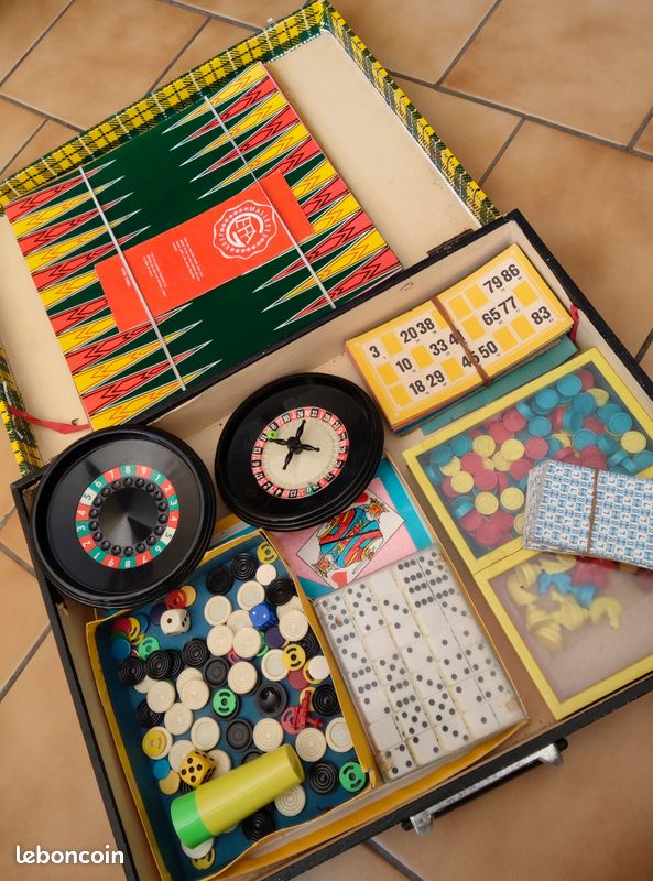ANCIEN VINTAGE MALLETTE De Jeux De Société LAS VEGAS France Jouets Loto