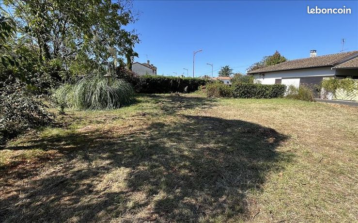 Terrain 316 m² Carbon Blanc