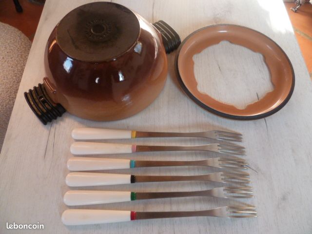 Fourchettes Pour Service à fondue Désigne NOMAR DE Le Creuset Superbes