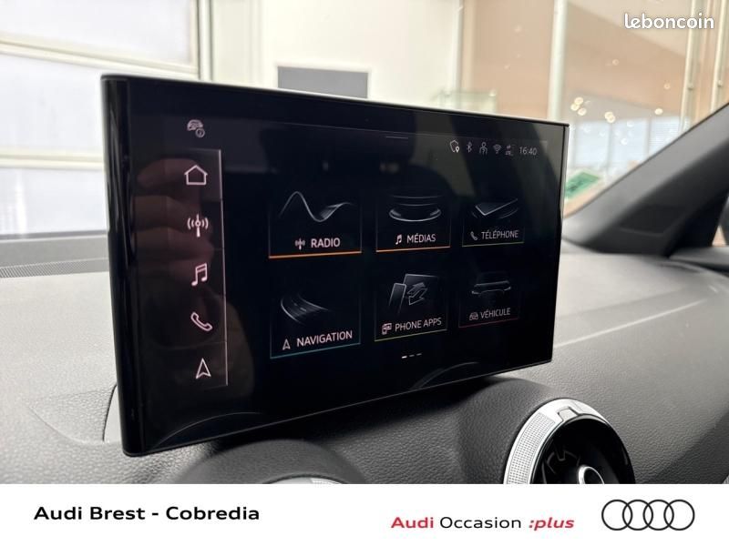 Audi Q2 35 TFSI 150ch S line Plus S tronic 7 (image 10)