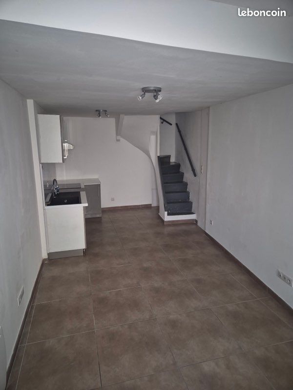 Maison 3 pièces 70 m² · à Villeneuve-lès-Béziers · 70 m² · 560 €