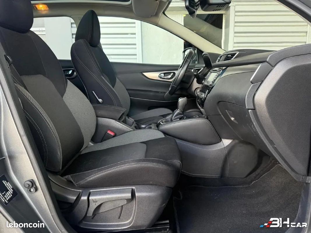 Nissan Qashqai GENERATION-II 1.6 DCI 130 N-CONNECTA 2WD X-TRONIC Caméra de recul- (image 10)