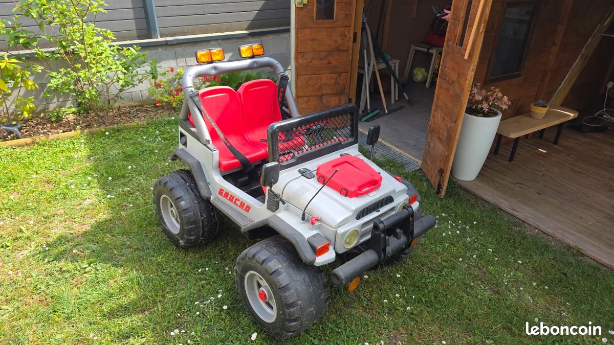 4X4 Electrique Peg Pérego Gaucho
Batterie 12 V rechargeable (image 6)