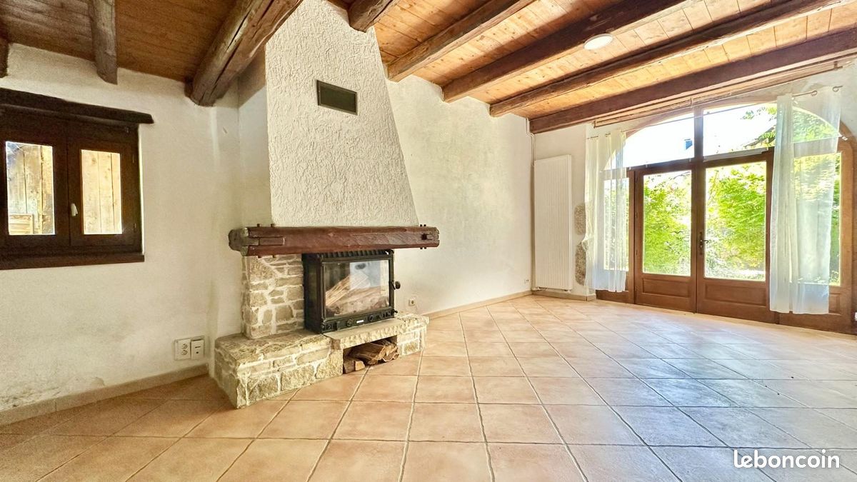 Maison 9 pièces 177 m² · à Sillingy · 177 m² · 465 000 €