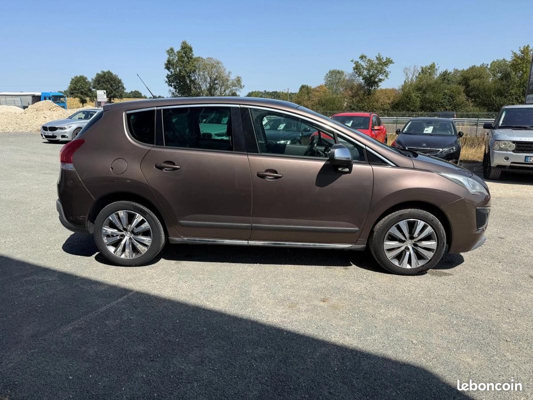Peugeot 3008 GENERATION-I 1.6 HDI 115 ACTIVE (image 6)