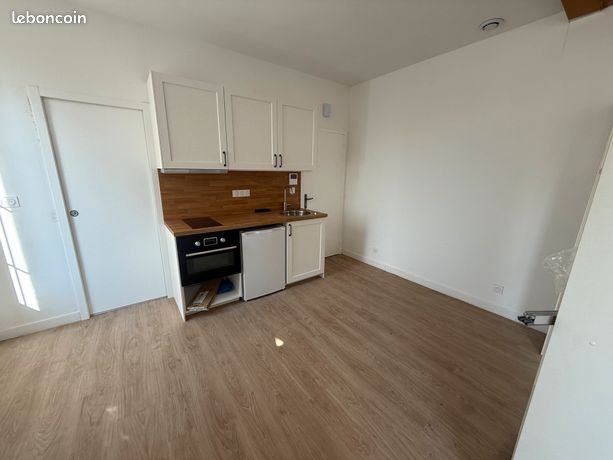 Appartement rénové 30 m² – RDC – à 2 pas de la place Travot (Cholet)