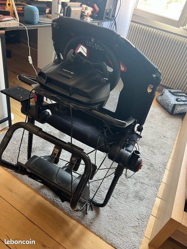 Setup Simracing complet : Siège Next Level Racing + Volant Logitech G920 (Xbox/PC) - État neuf (image 4)