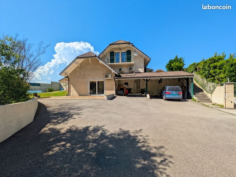 Maison 6 pièces 195 m² · à Loisin · 195 m² · 685 000 €