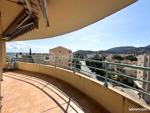 Appartement 5 pièces 106 m² · à Hyères · 106 m² · 450 000 €