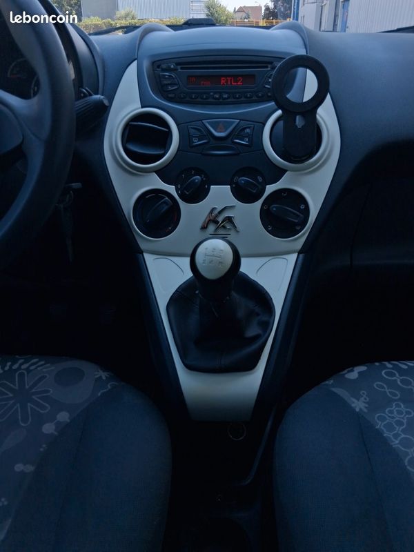 FORD KA 1.2 70 TITANIUm (image 14)
