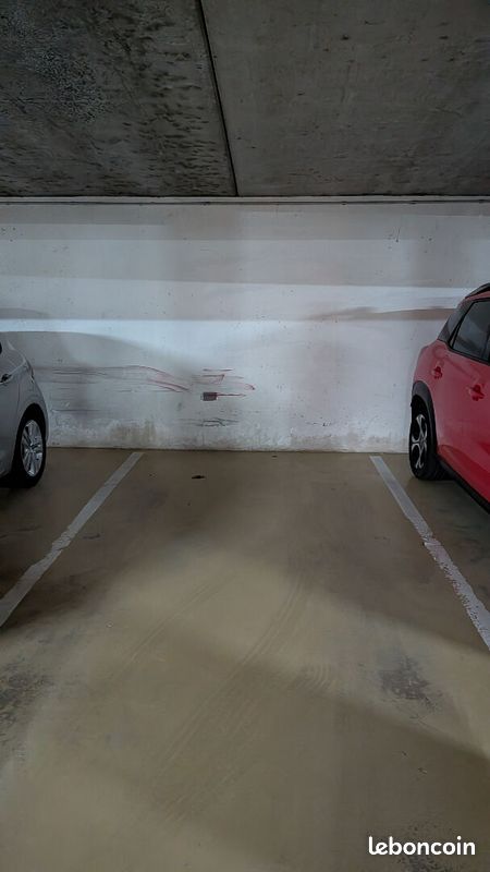 Parking/box RODEZ · 55 €/mois