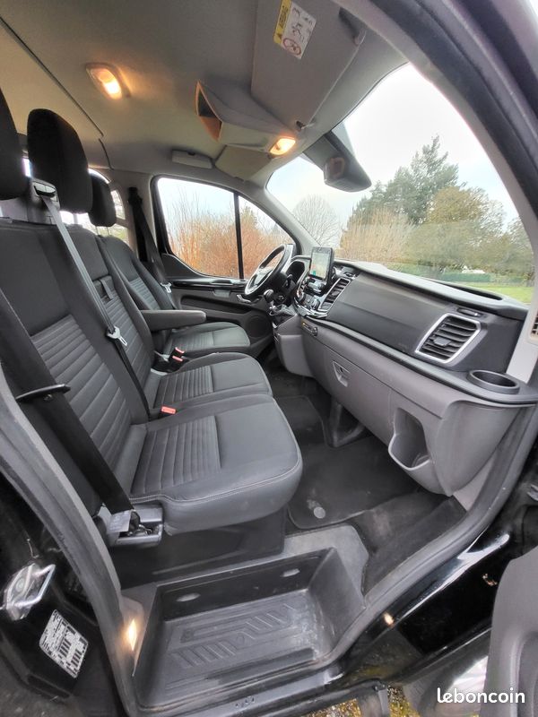 Ford TRANSIT CUSTOM 2L TDCI 170 CV LIMITED BLACK EDITION - 6 Places - HORS TAXE - 1 ère Main (image 11)