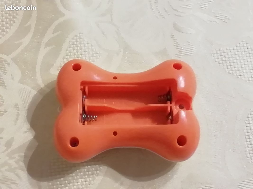 Petit chien musical télécommandé (image 8)