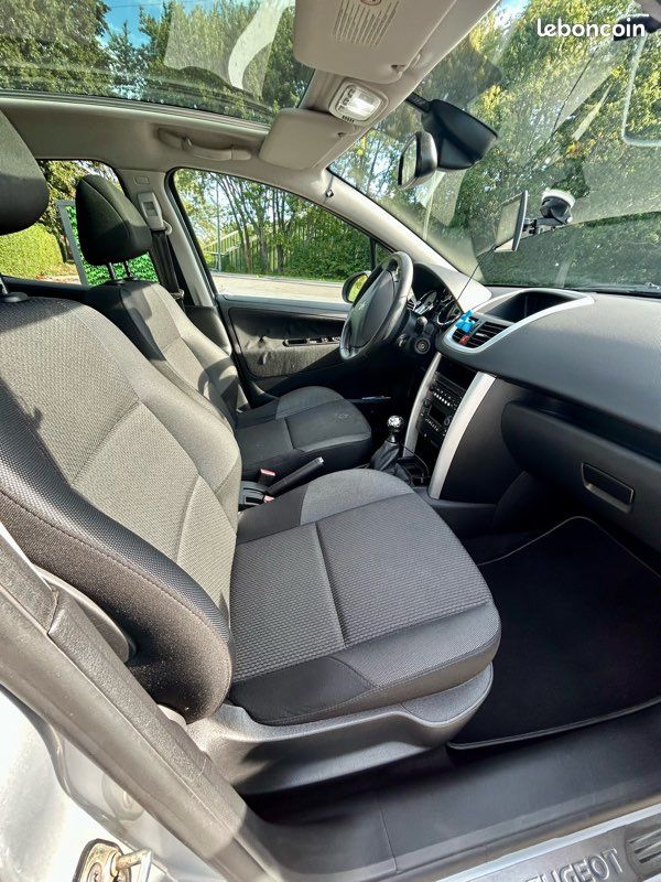 Vendez un Peugeot 207 (image 3)
