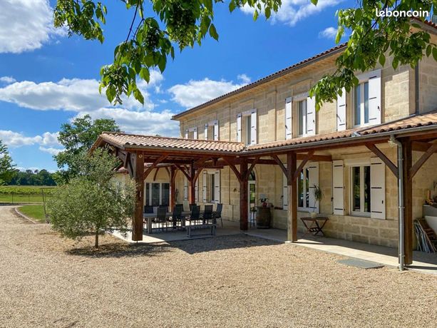 Maison 12 pièces 341 m²