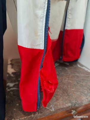 Coupe vent tricolore SHEIN taille S bleu blanc rouge - avec défauts à réparer (image 7)