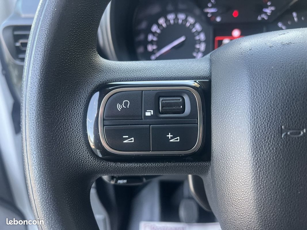 Citroen BERLINGO VAN M 1000KG HDI 100 CH DRIVER + 2016 E OPTIONS (image 19)