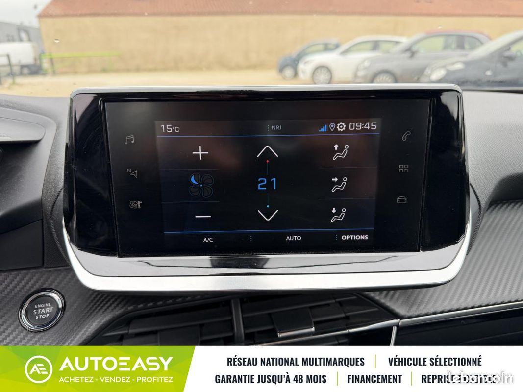 Peugeot 2008 1.2 PTC 130 CH ALLURE BVM6 / ENTRETIEN A JOUR (image 21)