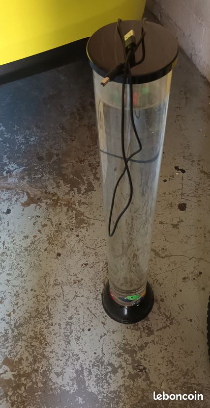 Lampe tube led avec poissons (image 2)